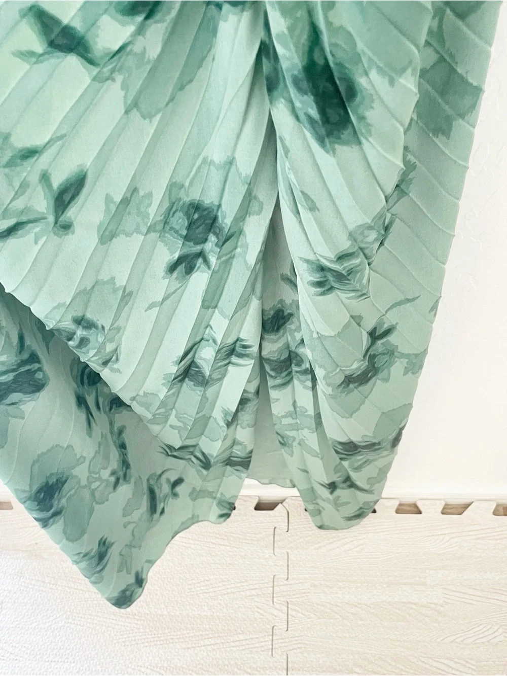 Abercrombie & Fitch Giselle floral green cutout maxi dress size large